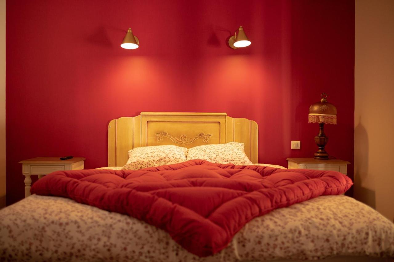 Domaine Des Jammetous - Hotel And Yoga Retreat Center La Magdelaine-Sur-Tarn Esterno foto
