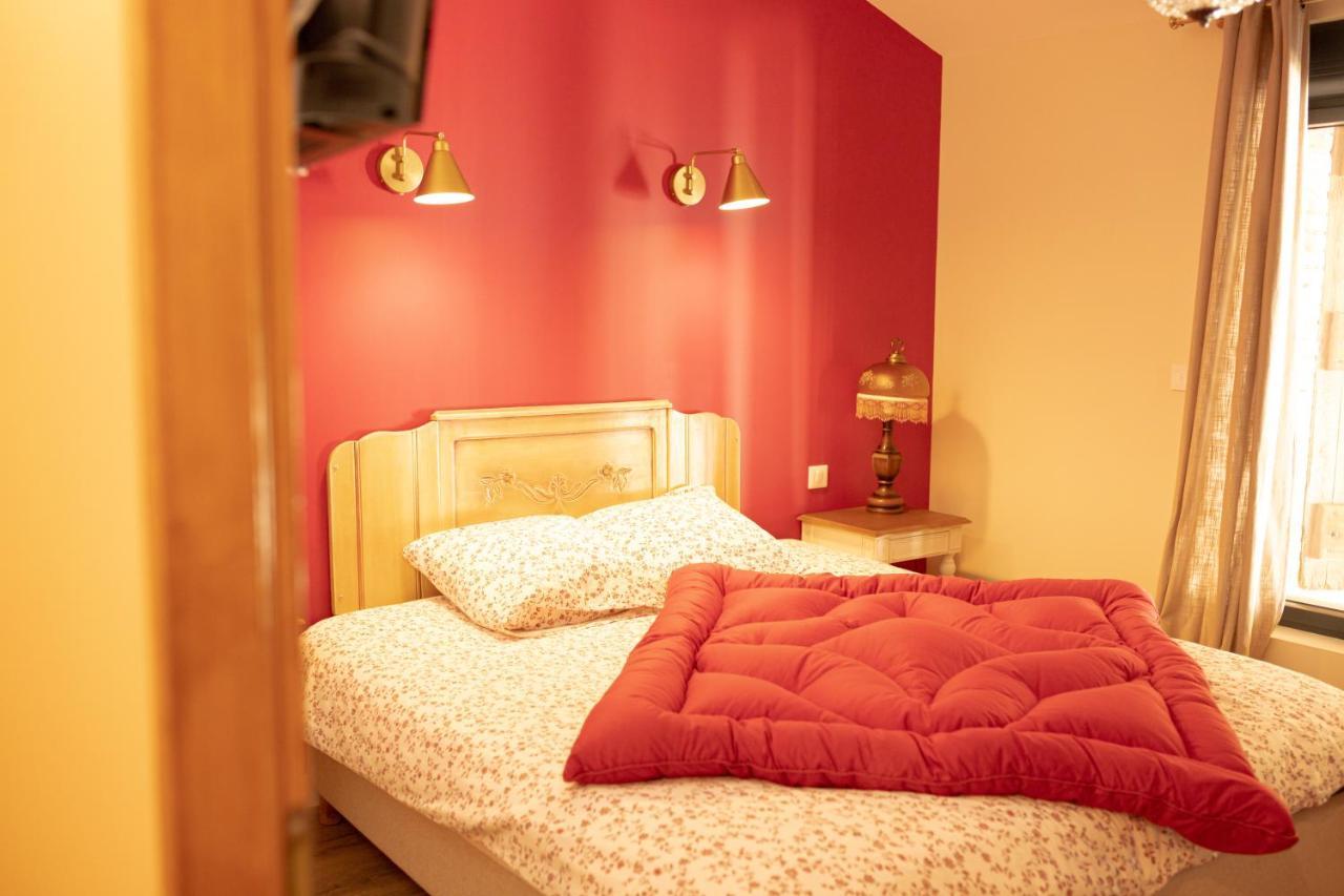Domaine Des Jammetous - Hotel And Yoga Retreat Center La Magdelaine-Sur-Tarn Esterno foto